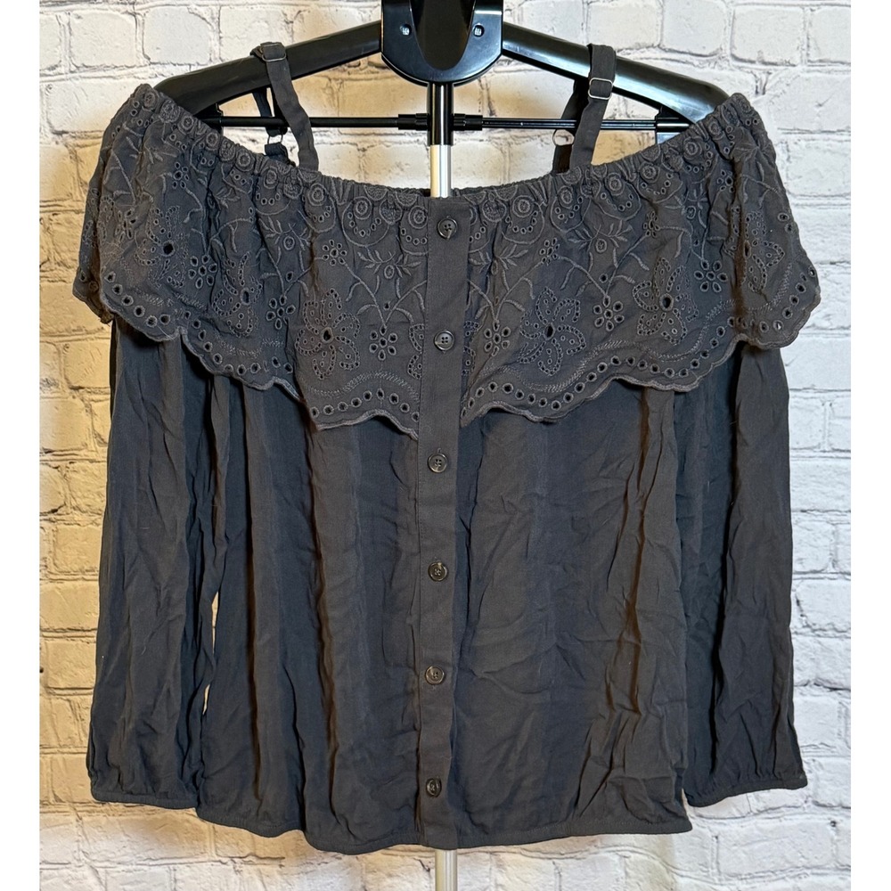 Maurices Womens XL Grey Eyelet Embroidered Off Shoulder Button Front Blouse